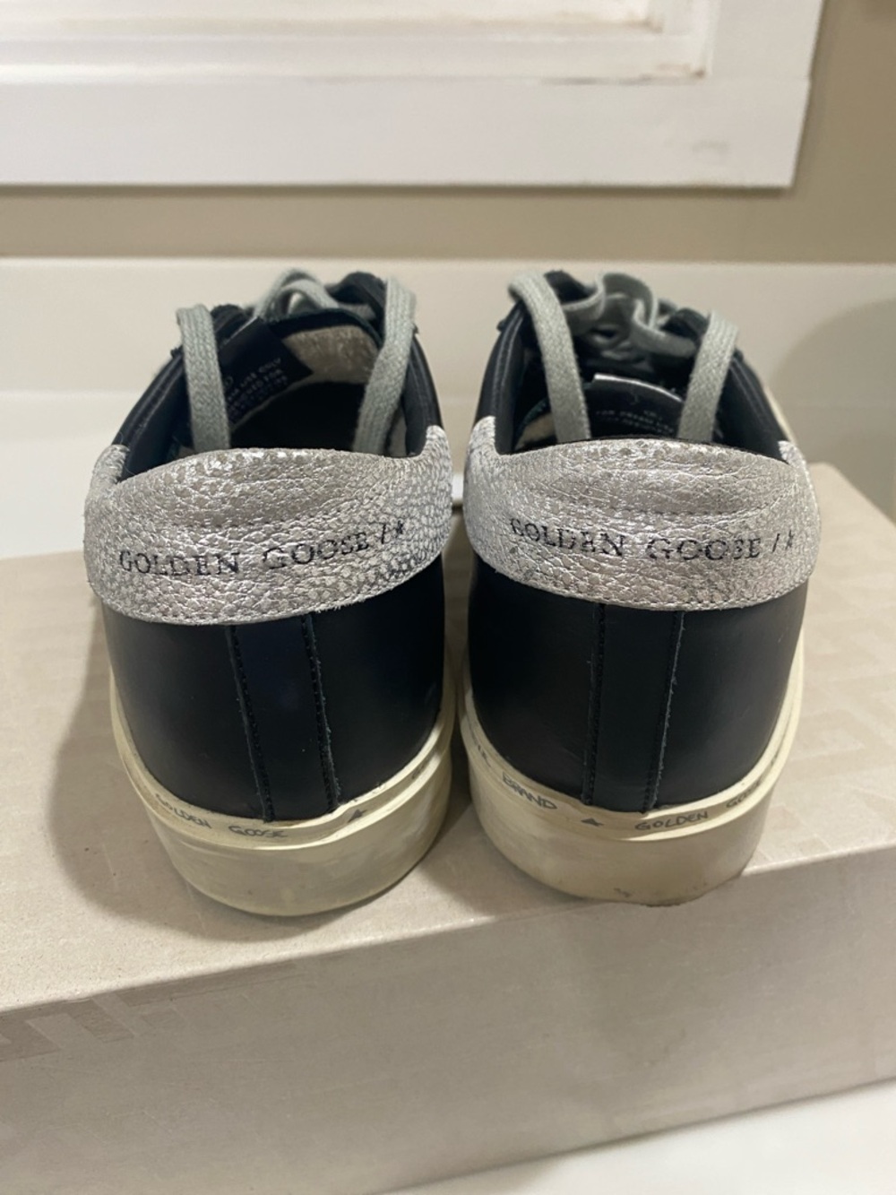 Golden Goose Women’s Hi Star Classic Leather Sneaker Size 38 - Picture 11 of 13